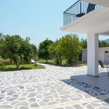 Дом отдыха Demetrious