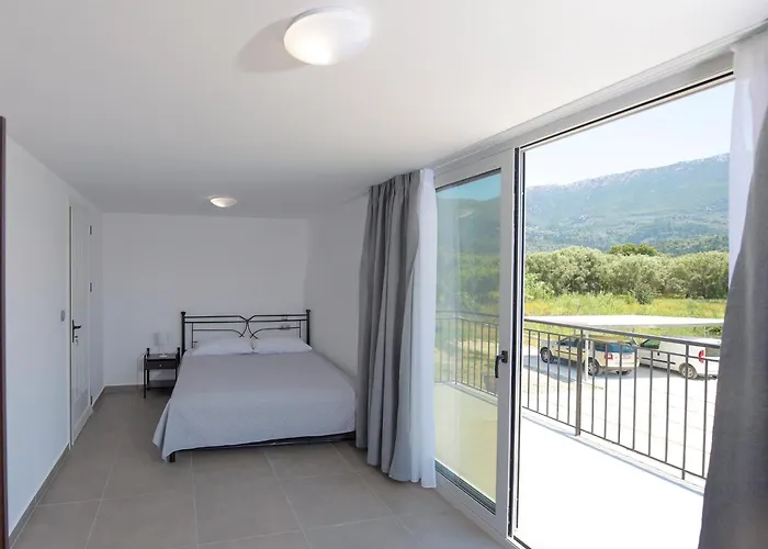 Vakantiehuis Demetrious Kondaraíni